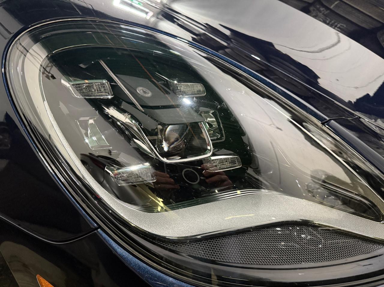 2021 Porsche Panamera 4, AWD, PANORAMIC ROOF, NO ACCIDENT Photo