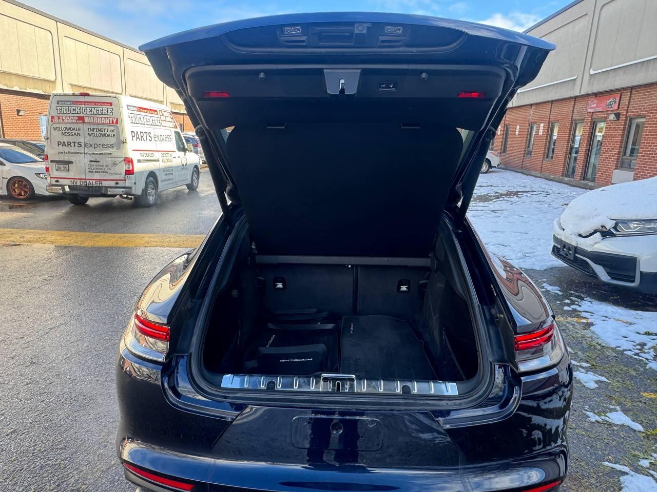 2021 Porsche Panamera 4, AWD, PANORAMIC ROOF, NO ACCIDENT Photo