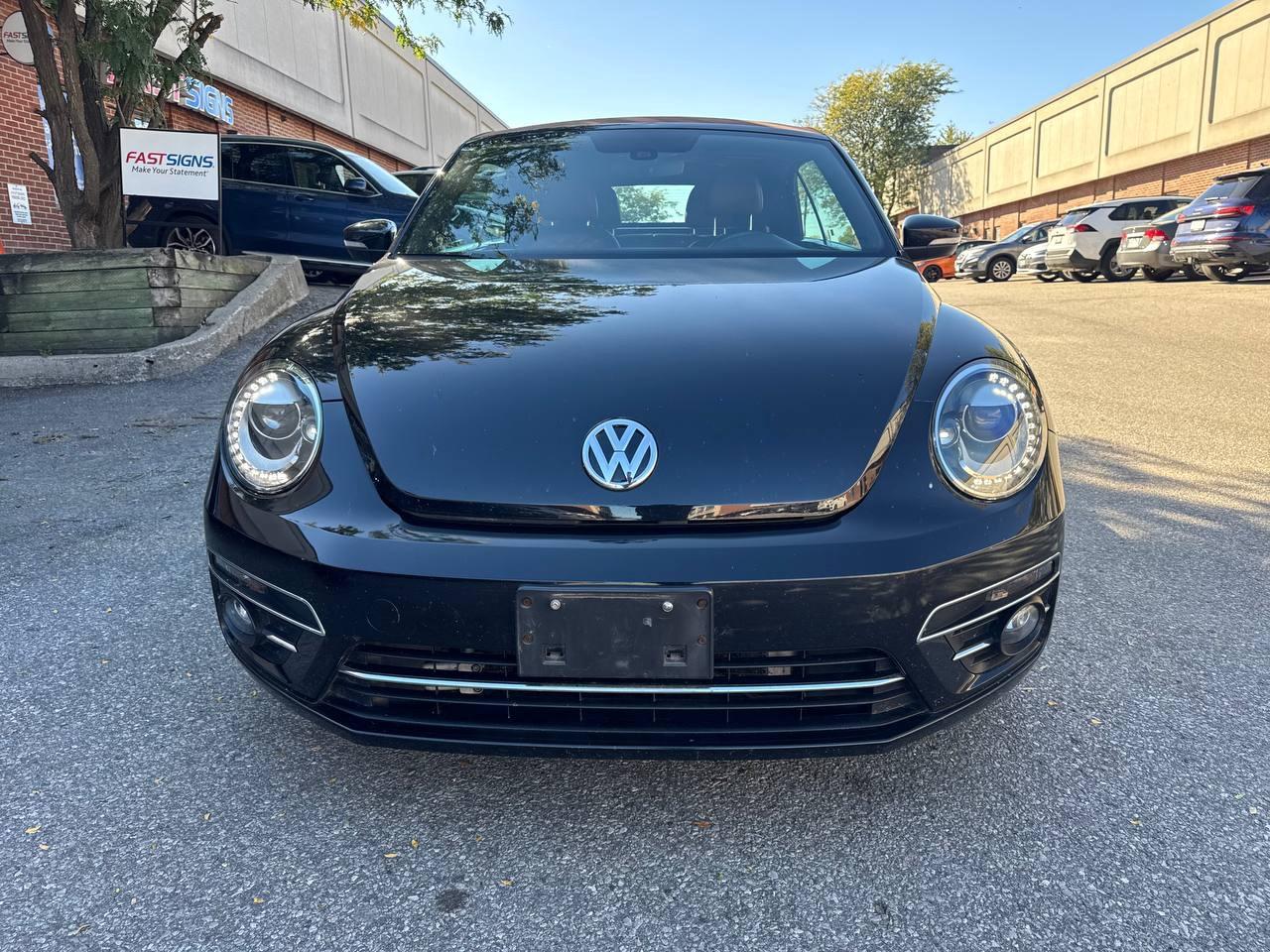 2019 Volkswagen Beetle Wolfsburg Edition Auto, CONVERTIBLE Photo3