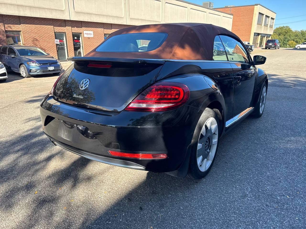 2019 Volkswagen Beetle Wolfsburg Edition Auto, CONVERTIBLE Photo