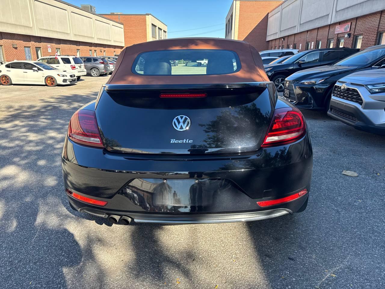 2019 Volkswagen Beetle Wolfsburg Edition Auto, CONVERTIBLE Photo