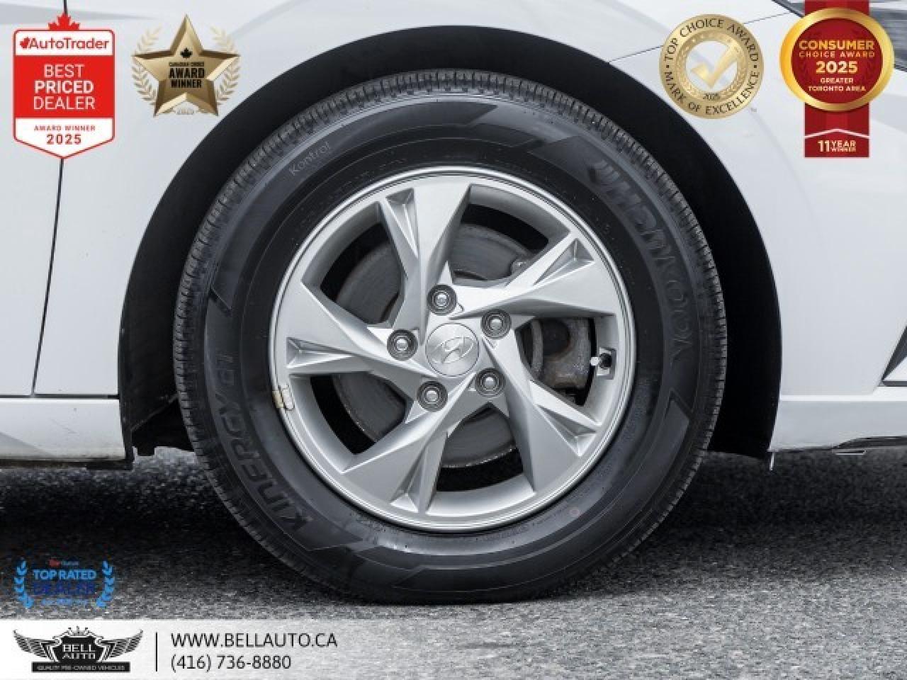 2022 Hyundai Elantra Essential   B.CAM   APPLE CP   HEATED SEATS   BLUE Photo