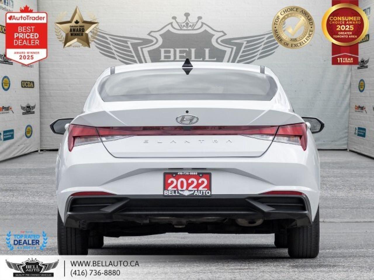 2022 Hyundai Elantra Essential   B.CAM   APPLE CP   HEATED SEATS   BLUE Photo