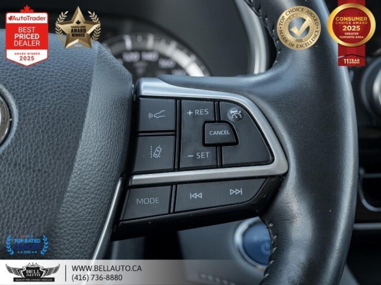 2022 Toyota Highlander Hybrid XLE   8PASS   SUNROOF   PWR & HTD LTHR   B. Photo