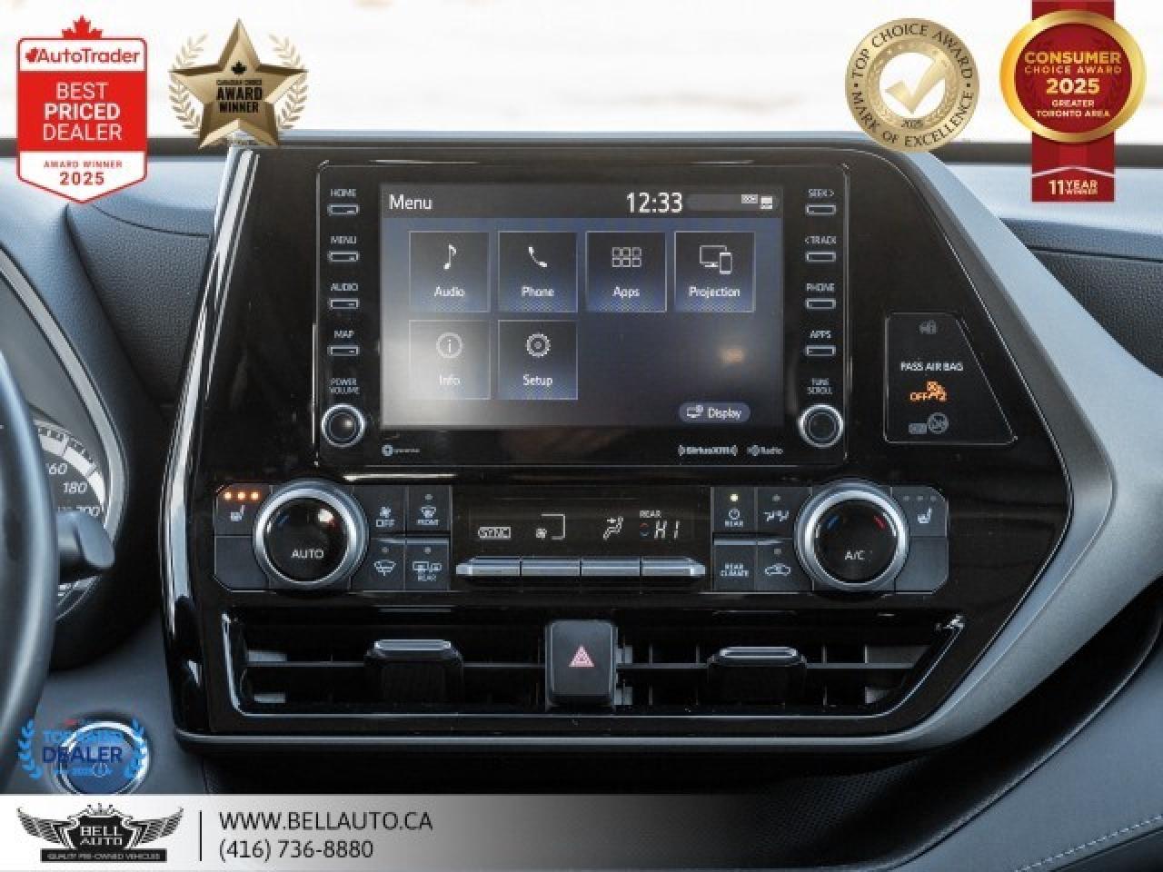 2022 Toyota Highlander Hybrid XLE   8PASS   SUNROOF   PWR & HTD LTHR   B. Photo