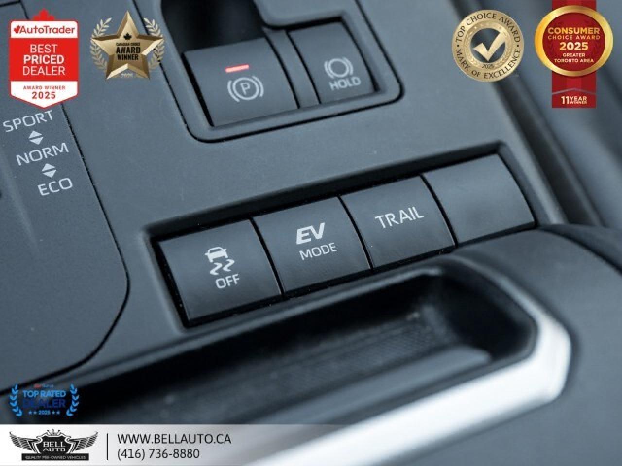 2022 Toyota Highlander Hybrid XLE   8PASS   SUNROOF   PWR & HTD LTHR   B. Photo