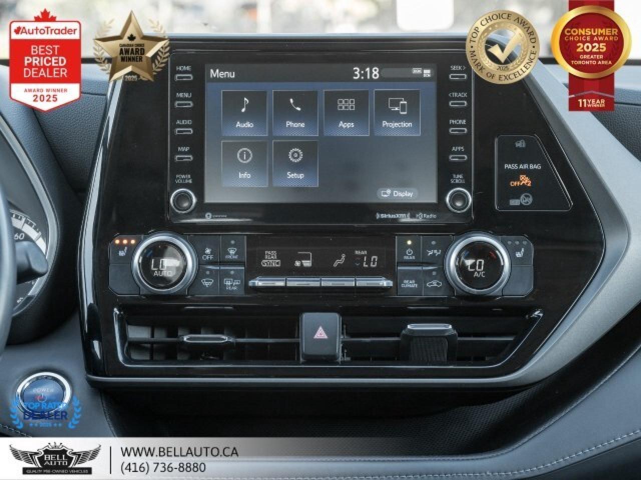 2022 Toyota Highlander Hybrid XLE   8PASS   SUNROOF   PWR & HTD LTHR   B. Photo