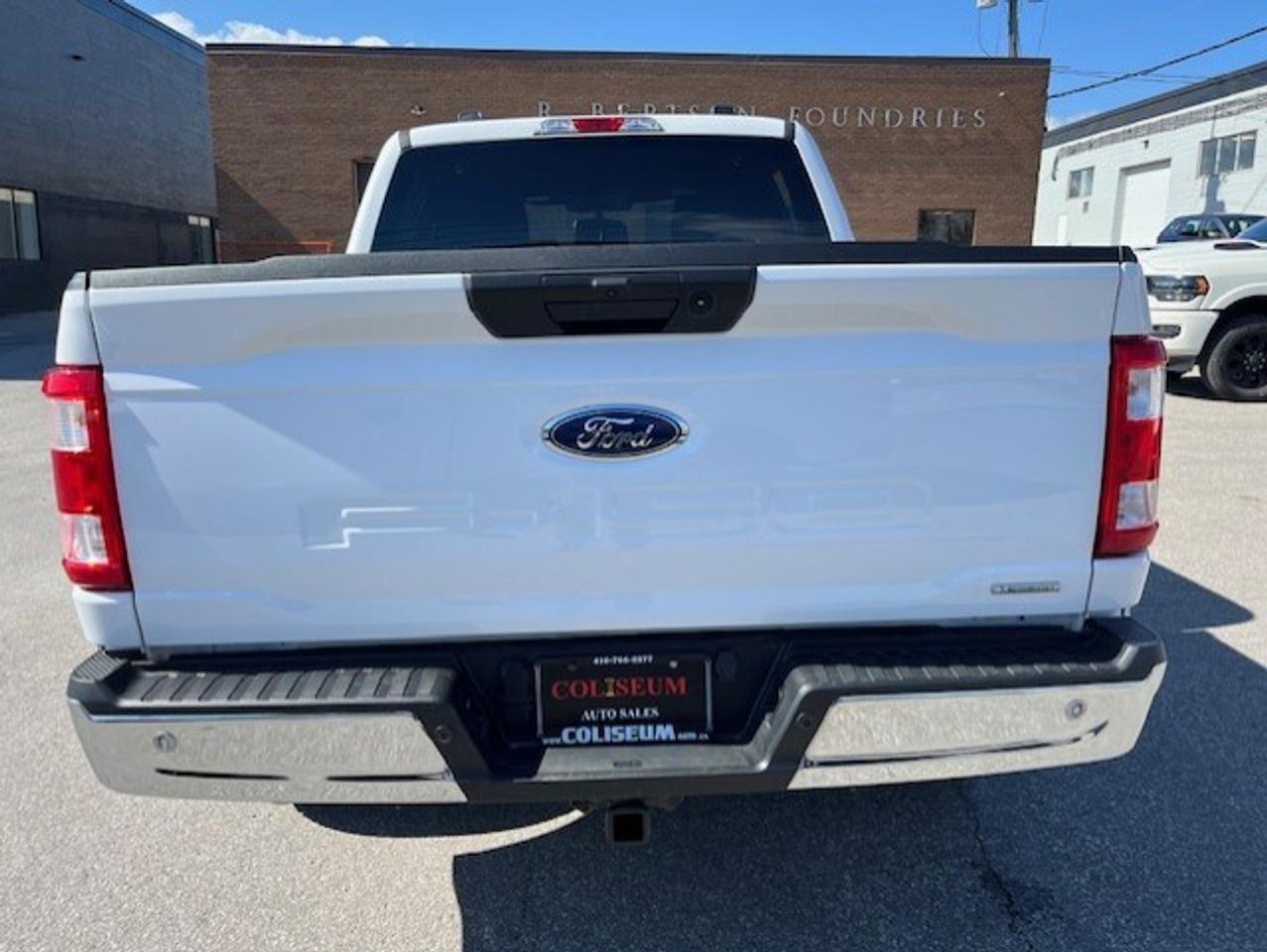 2022 Ford F-150 4WD SuperCrew 5.5 Box CERTIFIED-WE FINANCE-1 OWNER Photo4