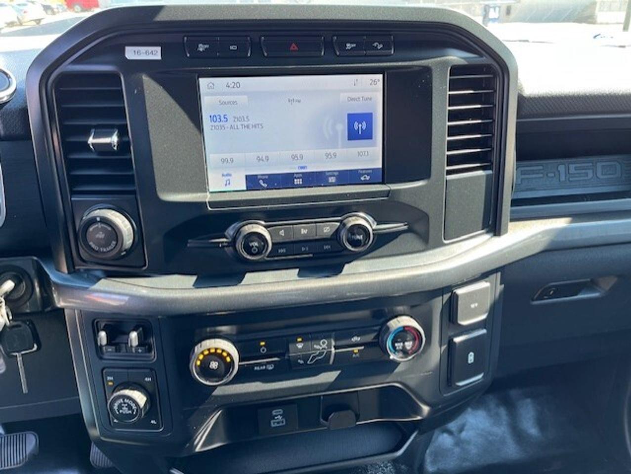 2022 Ford F-150 4WD SuperCrew 5.5 Box CERTIFIED-WE FINANCE-1 OWNER Photo