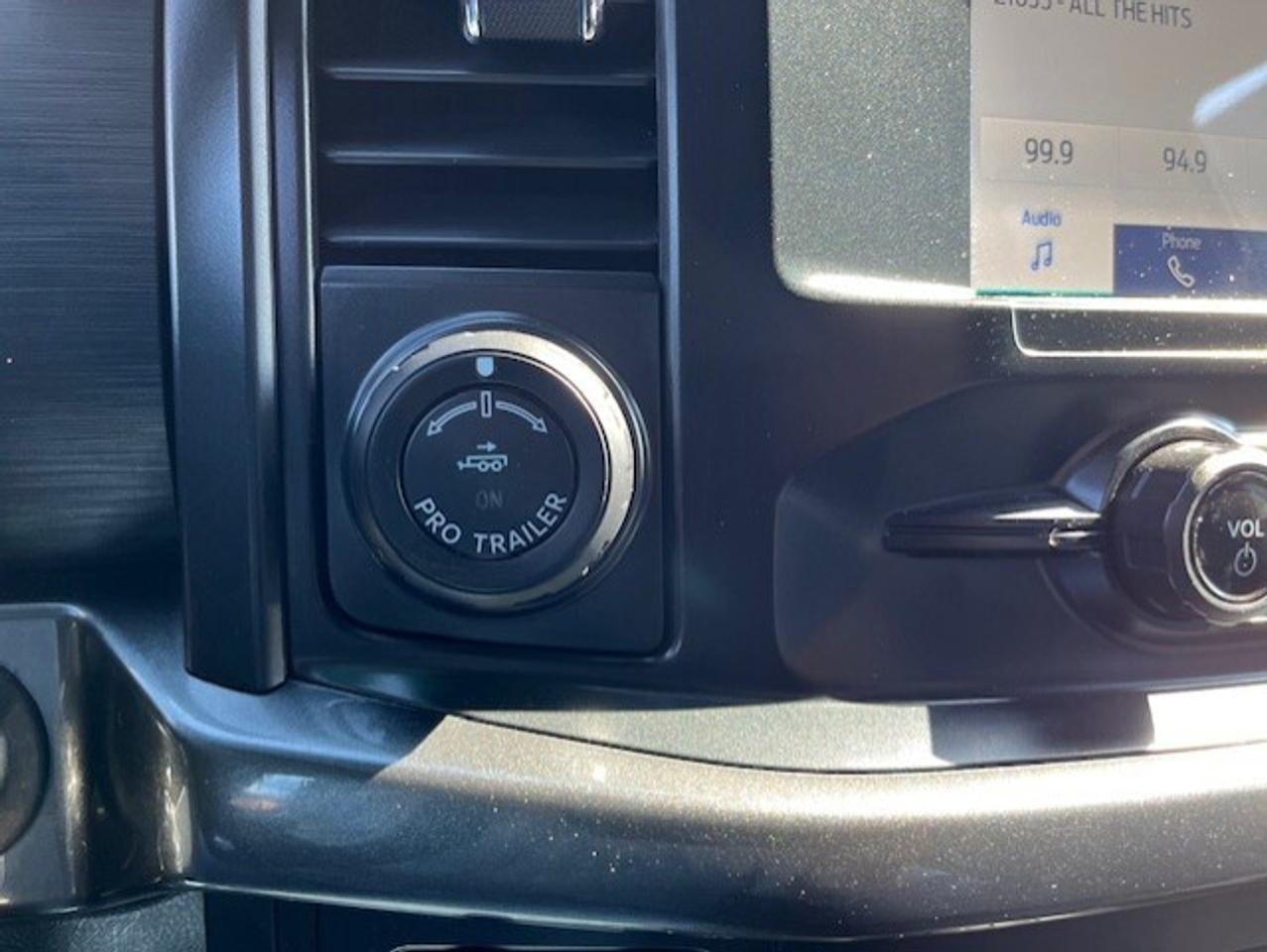 2022 Ford F-150 4WD SuperCrew 5.5 Box CERTIFIED-WE FINANCE-1 OWNER Photo