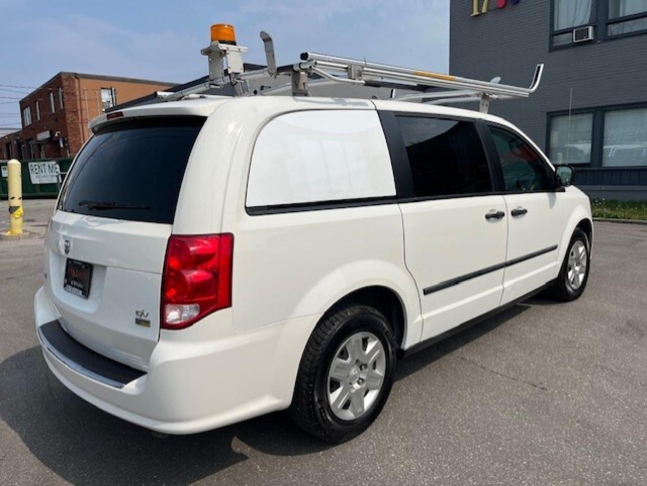 2012 RAM Cargo Van ONLY 88,000KM-LADDER RACKS-SHELVES-DIVIDER-1 OWNER Photo