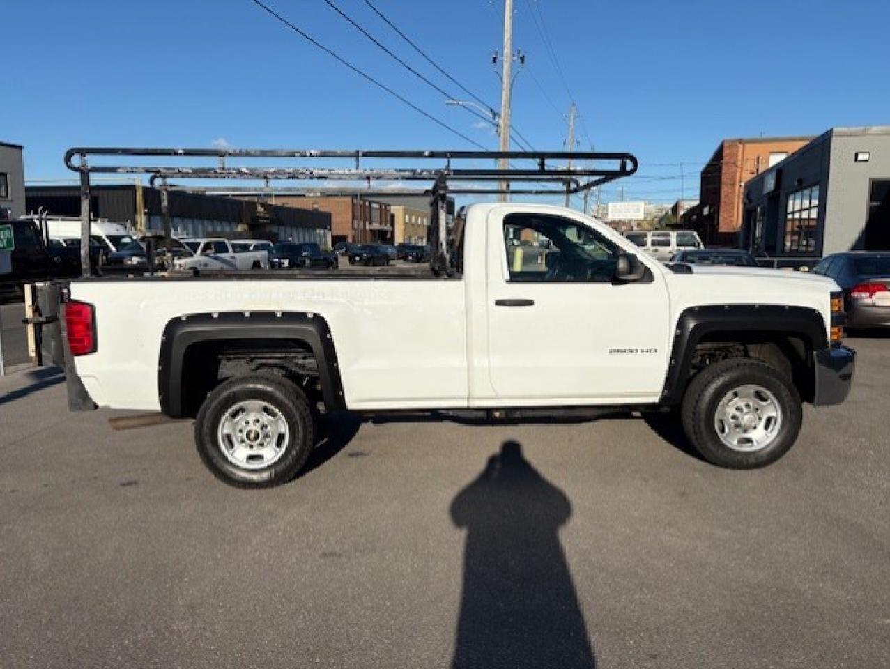 2015 Chevrolet Silverado 2500 4WD **TOMMY P/LIFTGATE-LADDER RACKS-NEW TIRES** Photo4