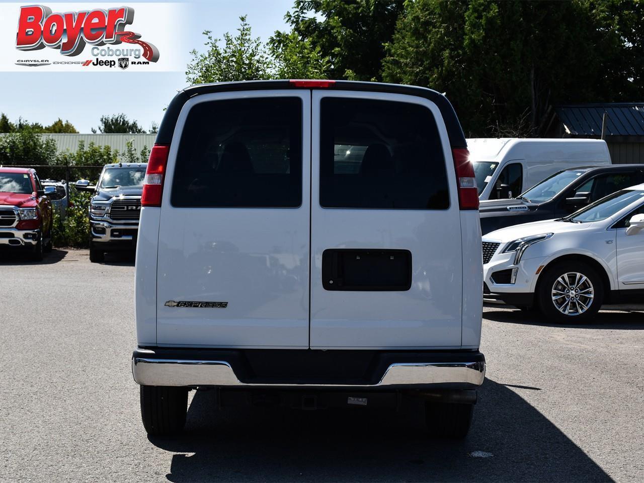 2022 Chevrolet Express 2500 LT 12 PASSENGER LUXURY COMFORT Photo