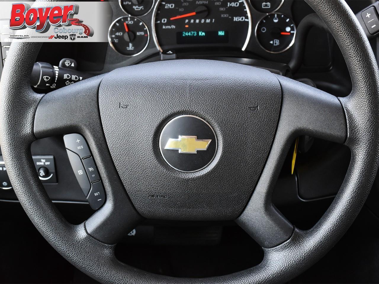 2022 Chevrolet Express 2500 LT Photo