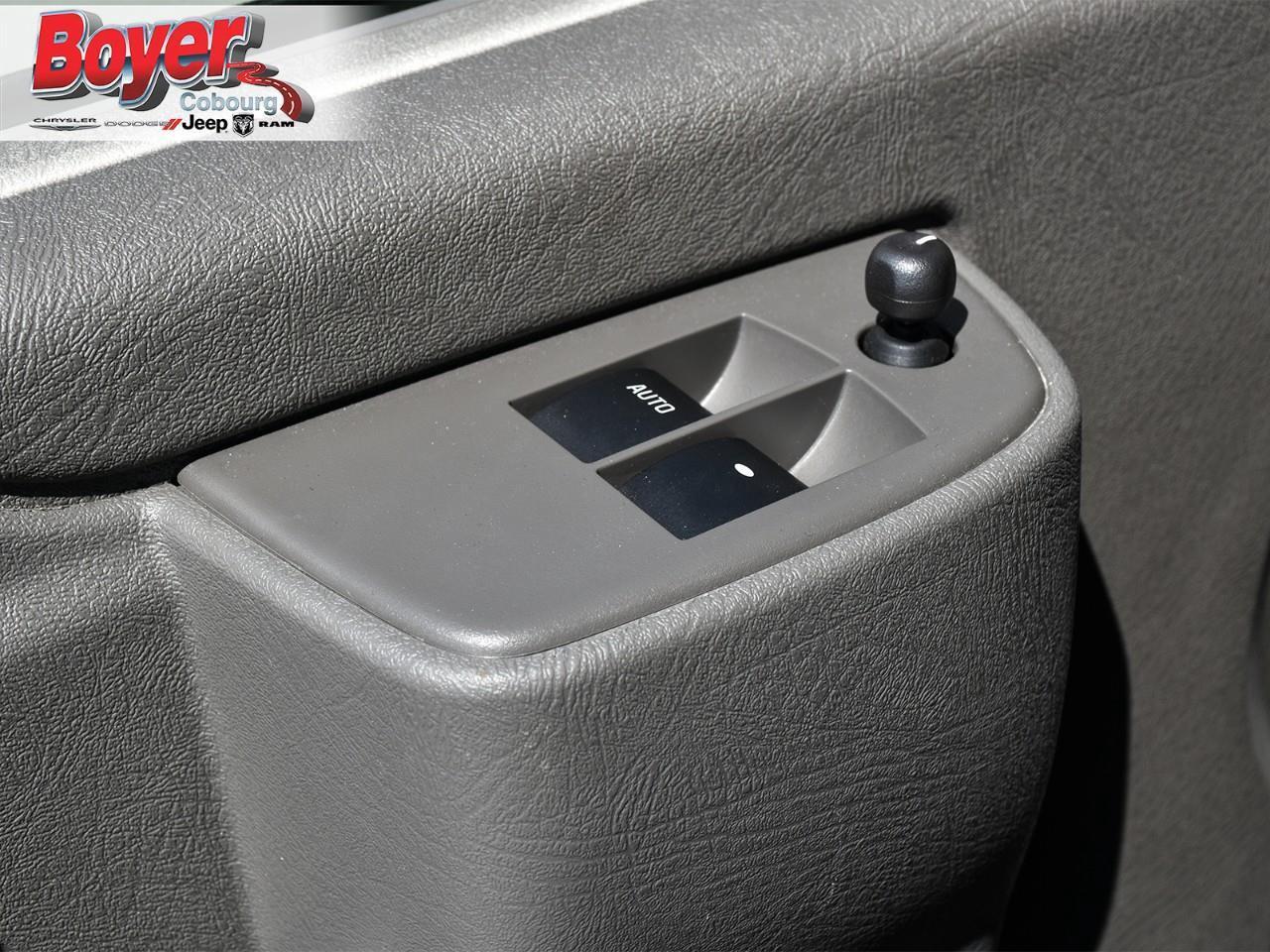 2022 Chevrolet Express 2500 LT 12 PASSENGER LUXURY COMFORT Photo