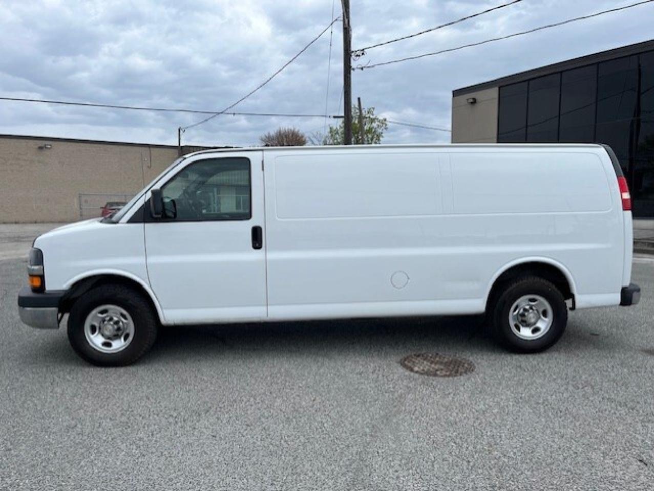 2014 Chevrolet Express 3500 EXTENDED 4.8L V8-DIVIDER-SHELVES-NEW TIRES-BRAKES Photo