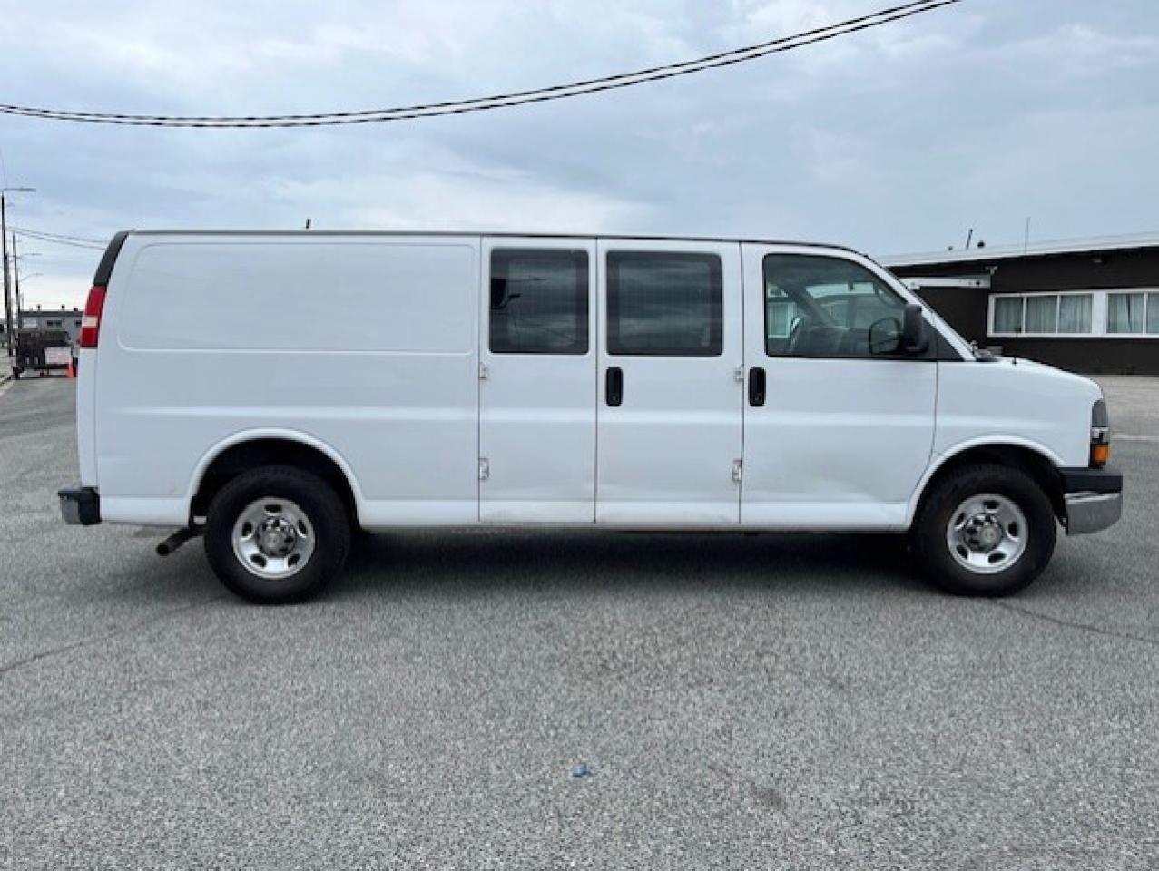 2014 Chevrolet Express 3500 EXTENDED 4.8L V8-DIVIDER-SHELVES-NEW TIRES-BRAKES Photo