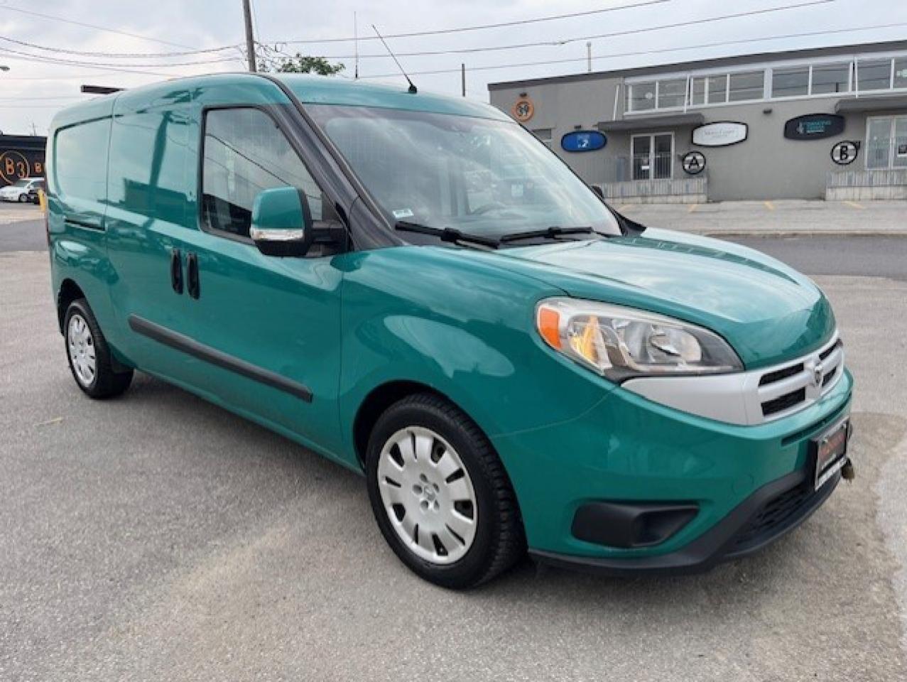 2016 RAM Promaster City Wagon SLT **ONLY 70,000KM-CAMERA-DIVIDER-1 OWNER** Photo