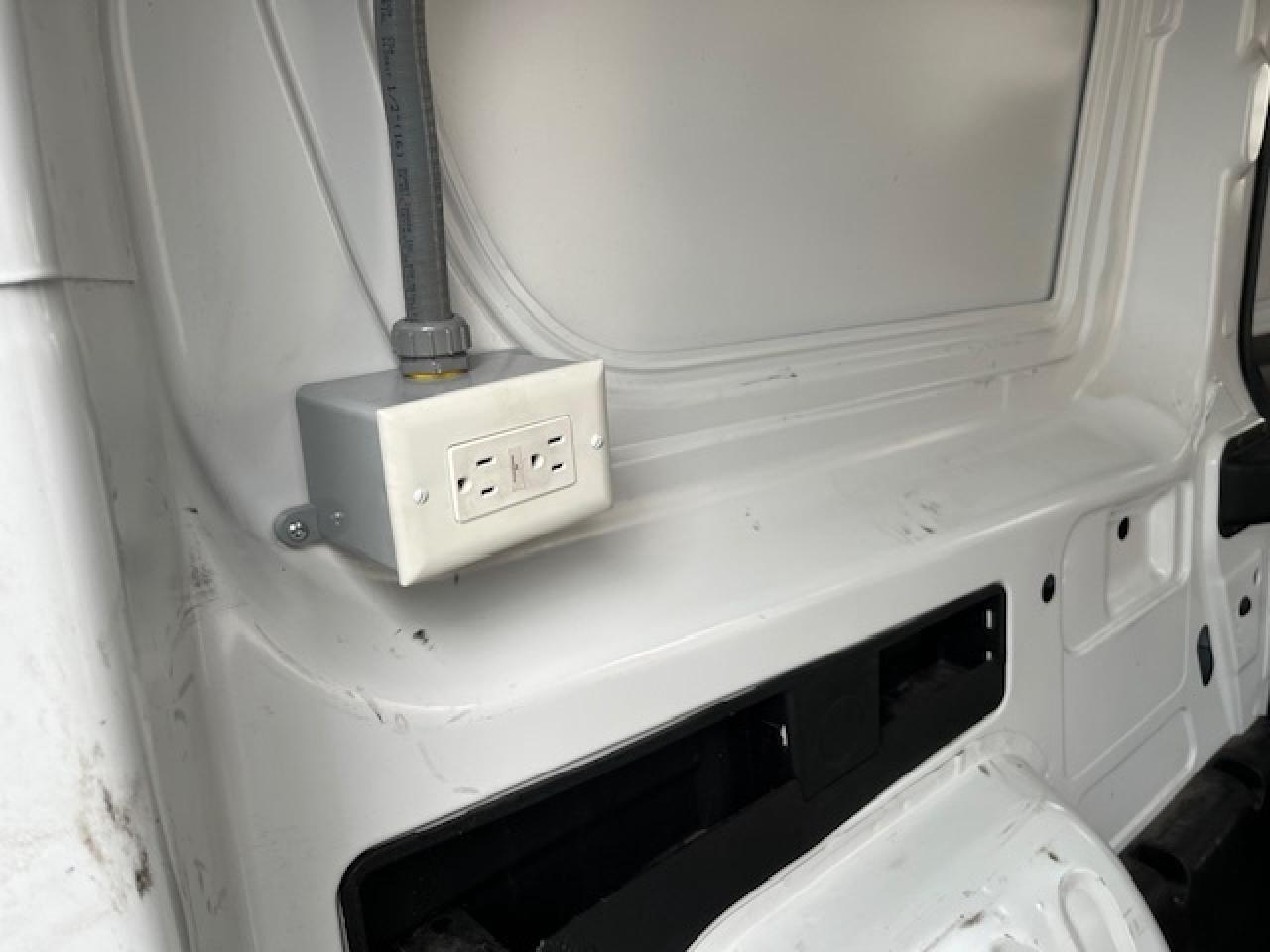 2016 RAM Promaster City Wagon SLT **ONLY 70,000KM-CAMERA-DIVIDER-1 OWNER** Photo