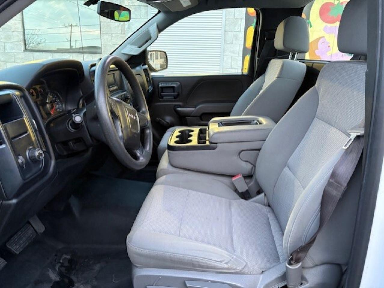 2017 GMC Sierra 1500 V6 ONLY 118,000KM-2 DOOR REGULAR CAB-8 FT LONG BOX Photo