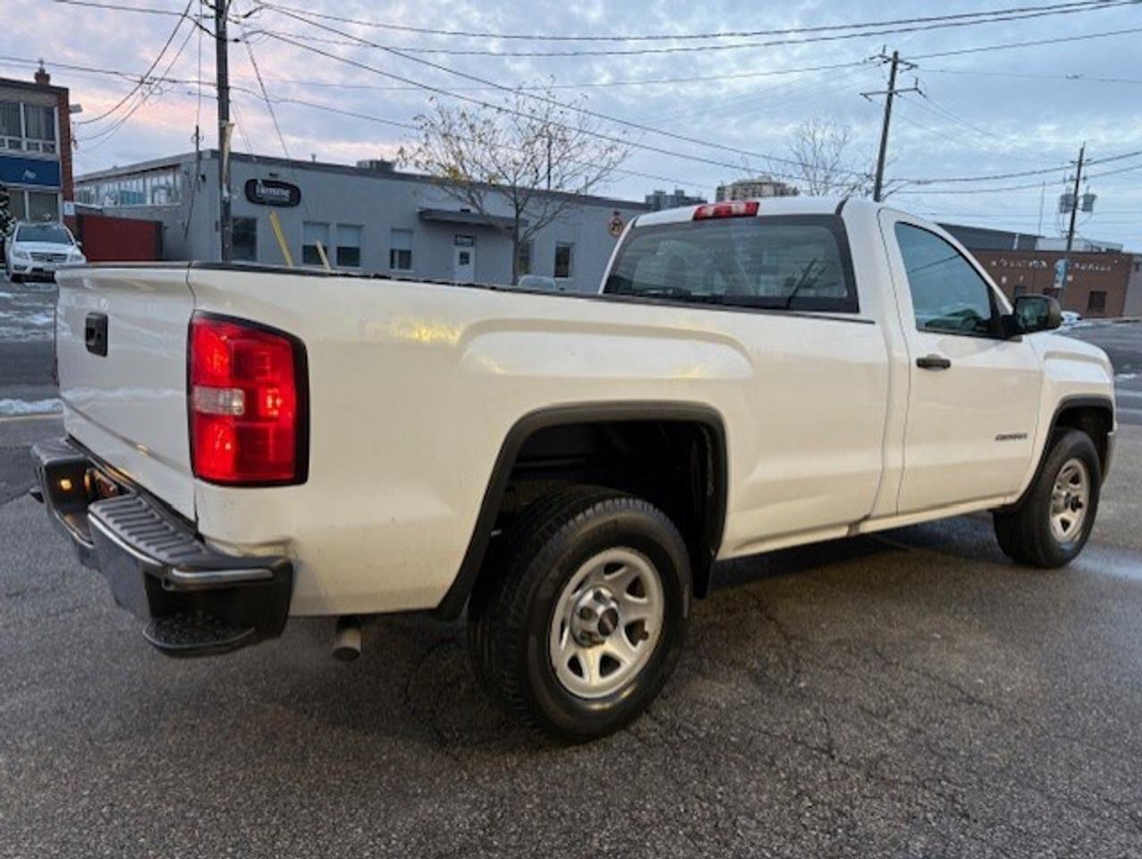 2017 GMC Sierra 1500 V6 ONLY 118,000KM-2 DOOR REGULAR CAB-8 FT LONG BOX Photo4