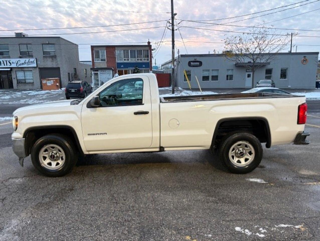 2017 GMC Sierra 1500 V6 ONLY 118,000KM-2 DOOR REGULAR CAB-8 FT LONG BOX Photo