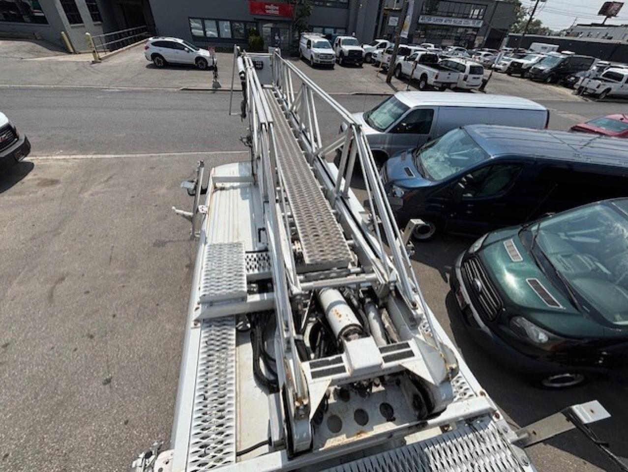 2012 Chevrolet Express BUCKET/BOOM/CHERRY PICKER **TELELIFT CRANE** Photo