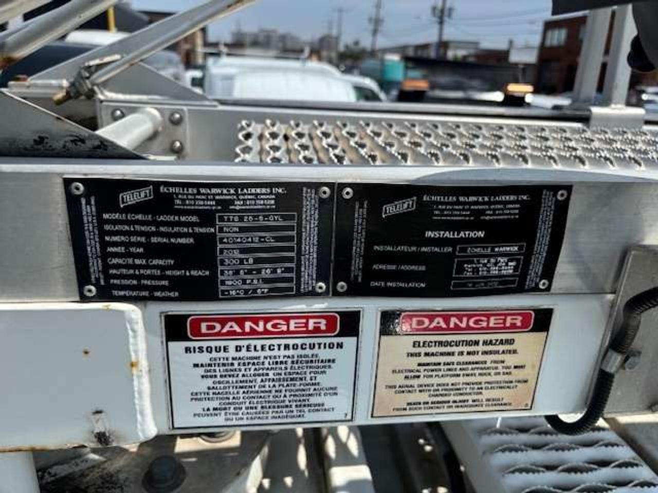 2012 Chevrolet Express 3500 BUCKET/BOOM/CHERRY PICKER **TELELIFT CRANE** Photo
