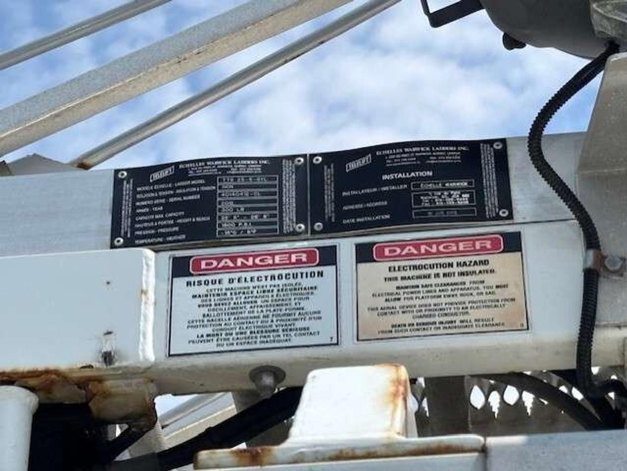 2012 Chevrolet Express 3500 BUCKET/BOOM/CHERRY PICKER **TELELIFT CRANE** Photo