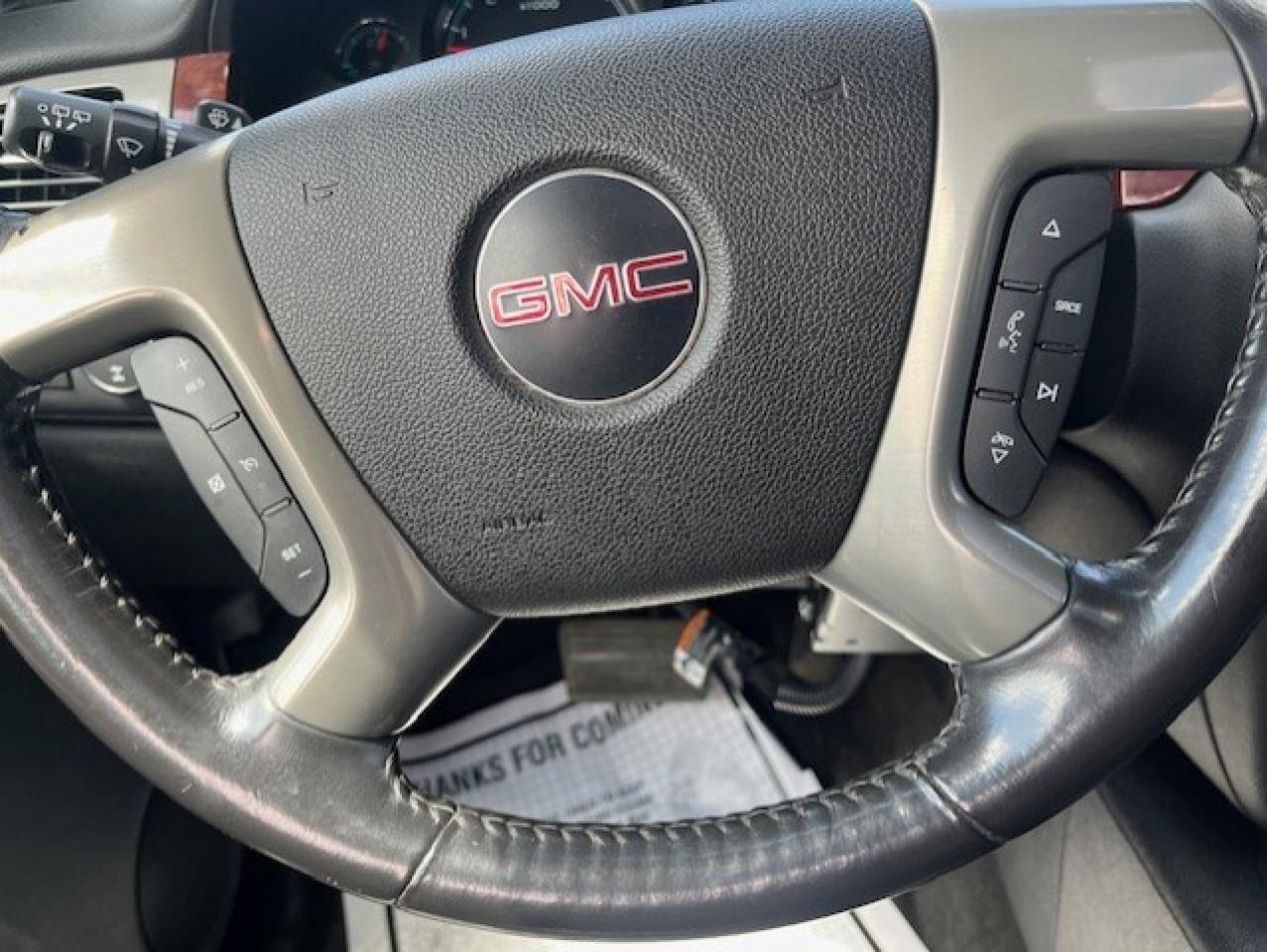 2009 GMC Yukon XL SLT 4X4 8 PASSENGER-LEATHER-ROOF-TV/DVD-NEW TIRES Photo