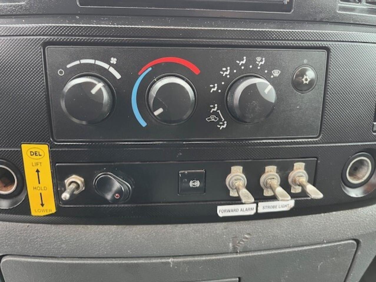 2008 Dodge RAM 5500 4500 6.7L CUMMINS DIESEL-DUMP BOX-SALTER- Photo