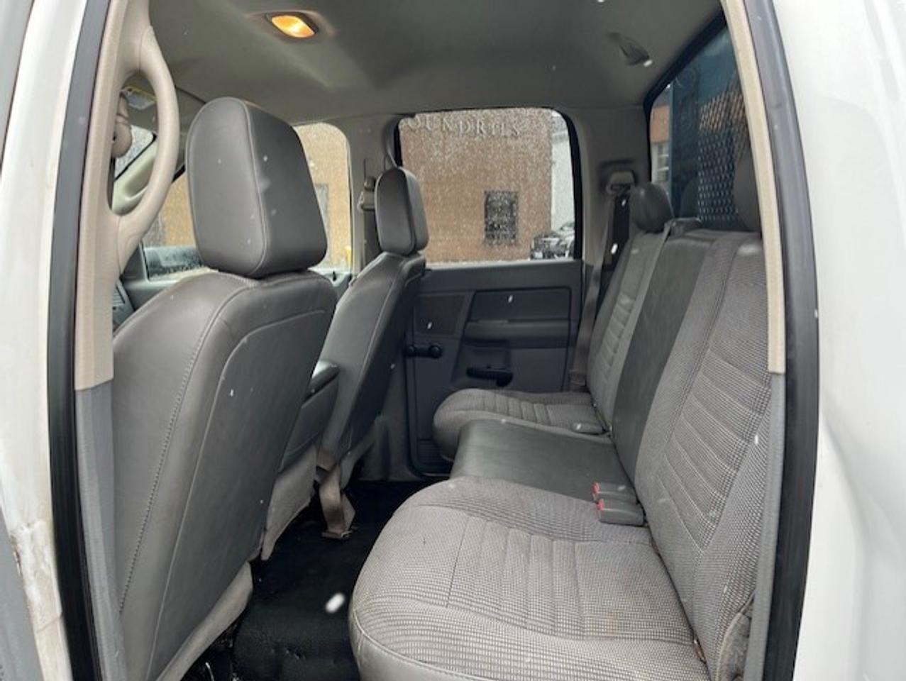 2008 Dodge RAM 5500 4500 6.7L CUMMINS DIESEL-DUMP BOX-SALTER- Photo