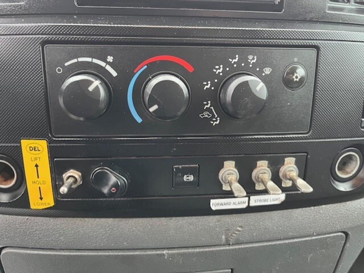 2008 Dodge RAM 5500 4500 6.7L CUMMINS DIESEL-DUMP BOX-SALTER- Photo