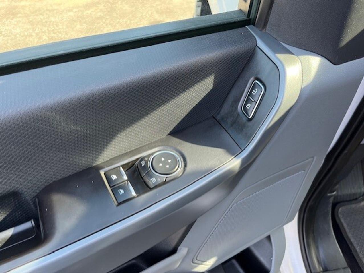 2021 Ford F-150 XLT REG-CAB 8' LONG BOX-CAP-LADDER RACKS-FINANCE! Photo