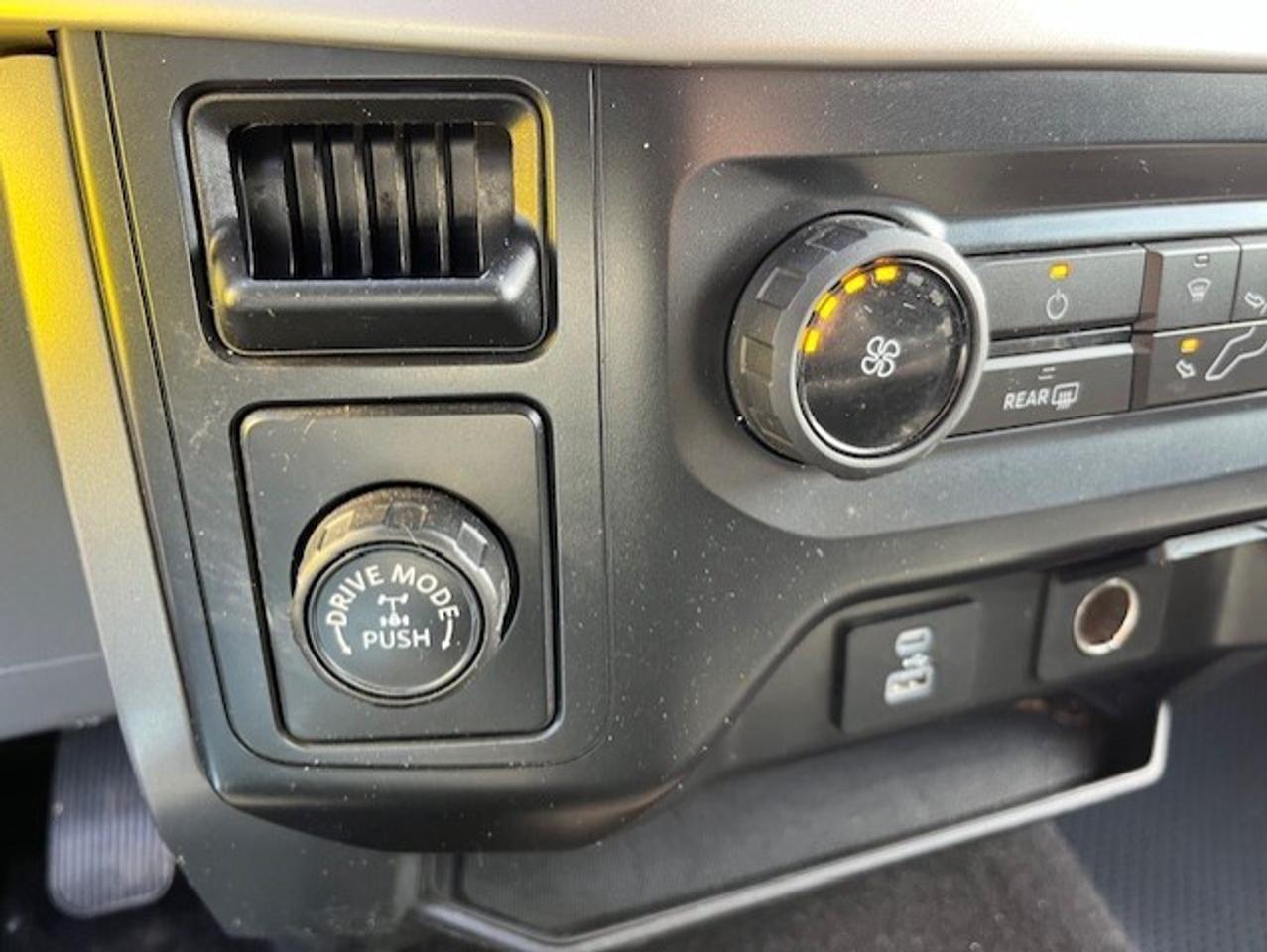 2021 Ford F-150 XLT REG-CAB 8' LONG BOX-CAP-LADDER RACKS-FINANCE! Photo