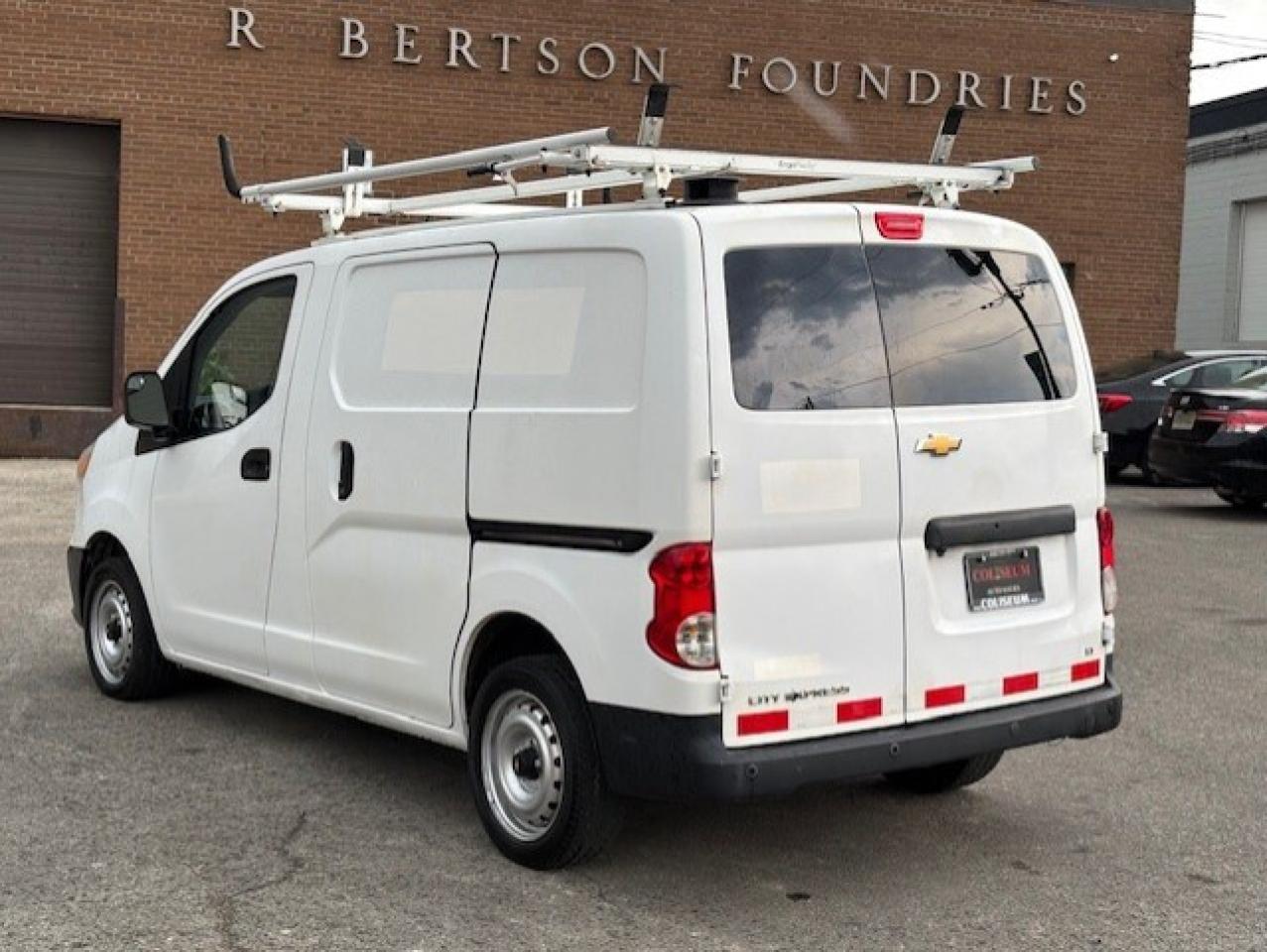 2015 Chevrolet City Express LT LADDER RACKS-DIVIDER-SHELVES-WINTER/SUMMER TIRE Photo