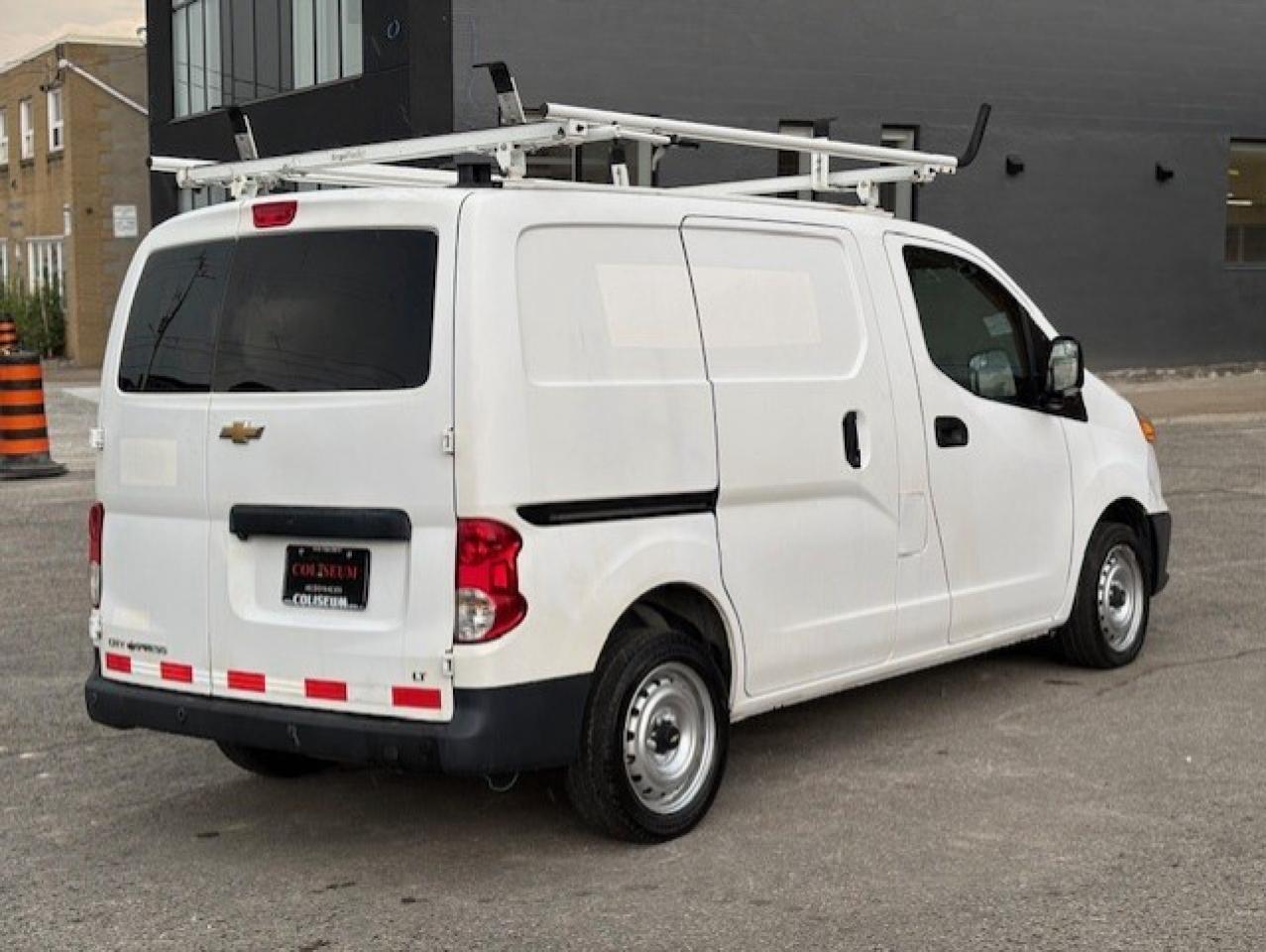 2015 Chevrolet City Express LT LADDER RACKS-DIVIDER-SHELVES-WINTER/SUMMER TIRE Photo