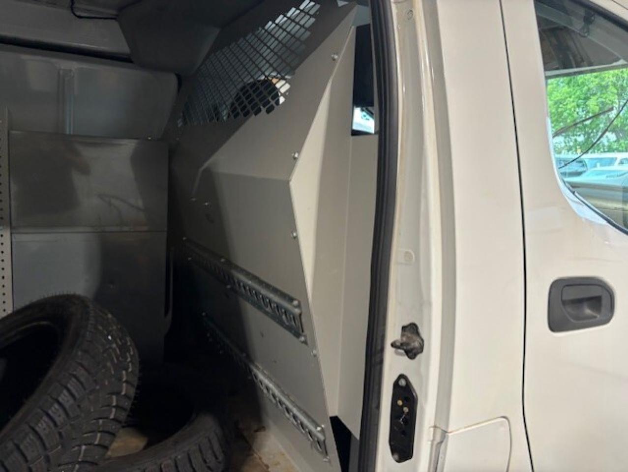2015 Chevrolet City Express LT LADDER RACKS-DIVIDER-SHELVES-WINTER/SUMMER TIRE Photo