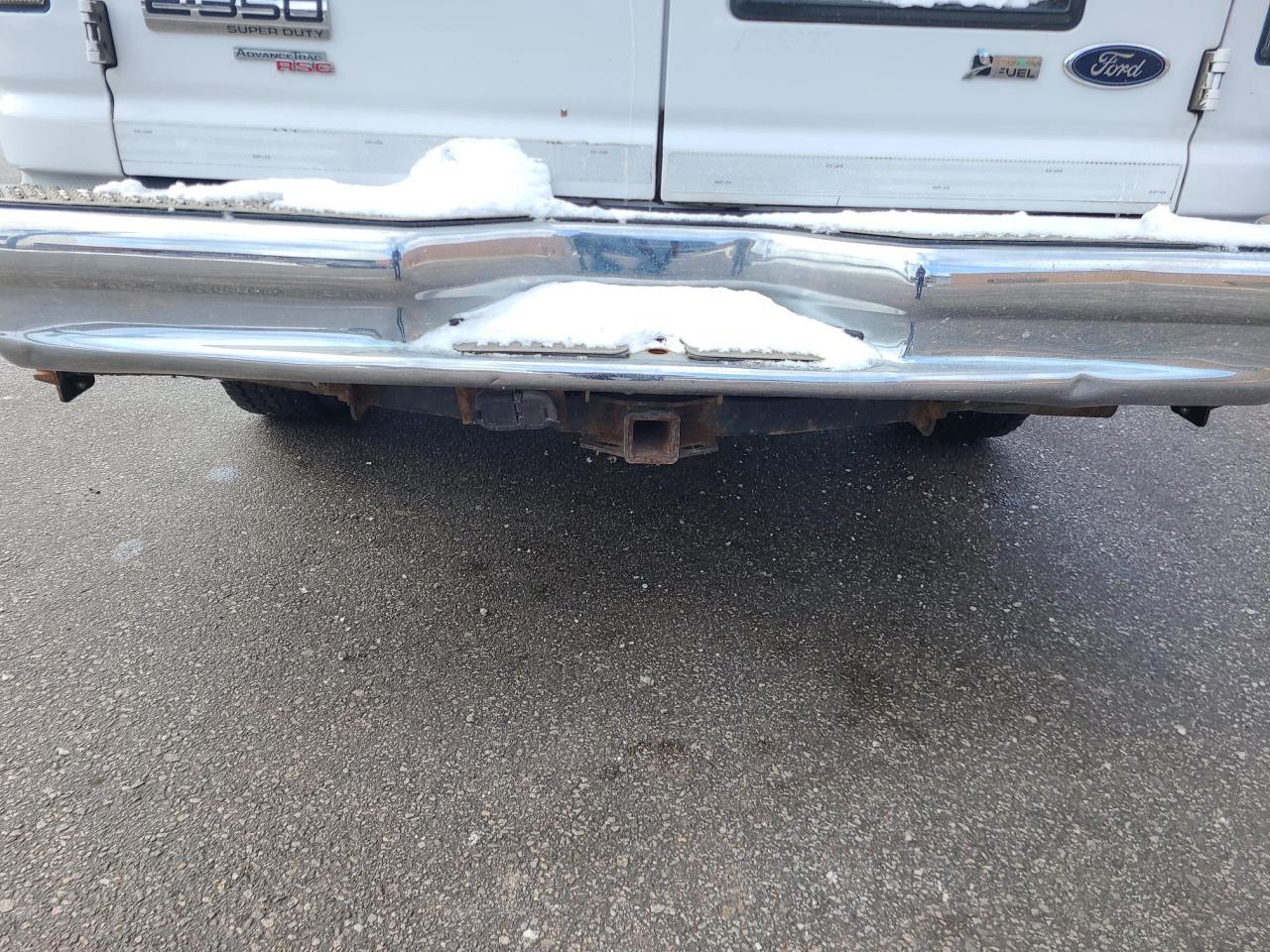 2012 Ford Econoline E-350 LADDER RACKS-SHELVES-INVERTER-GENERATOR-TOW Photo4