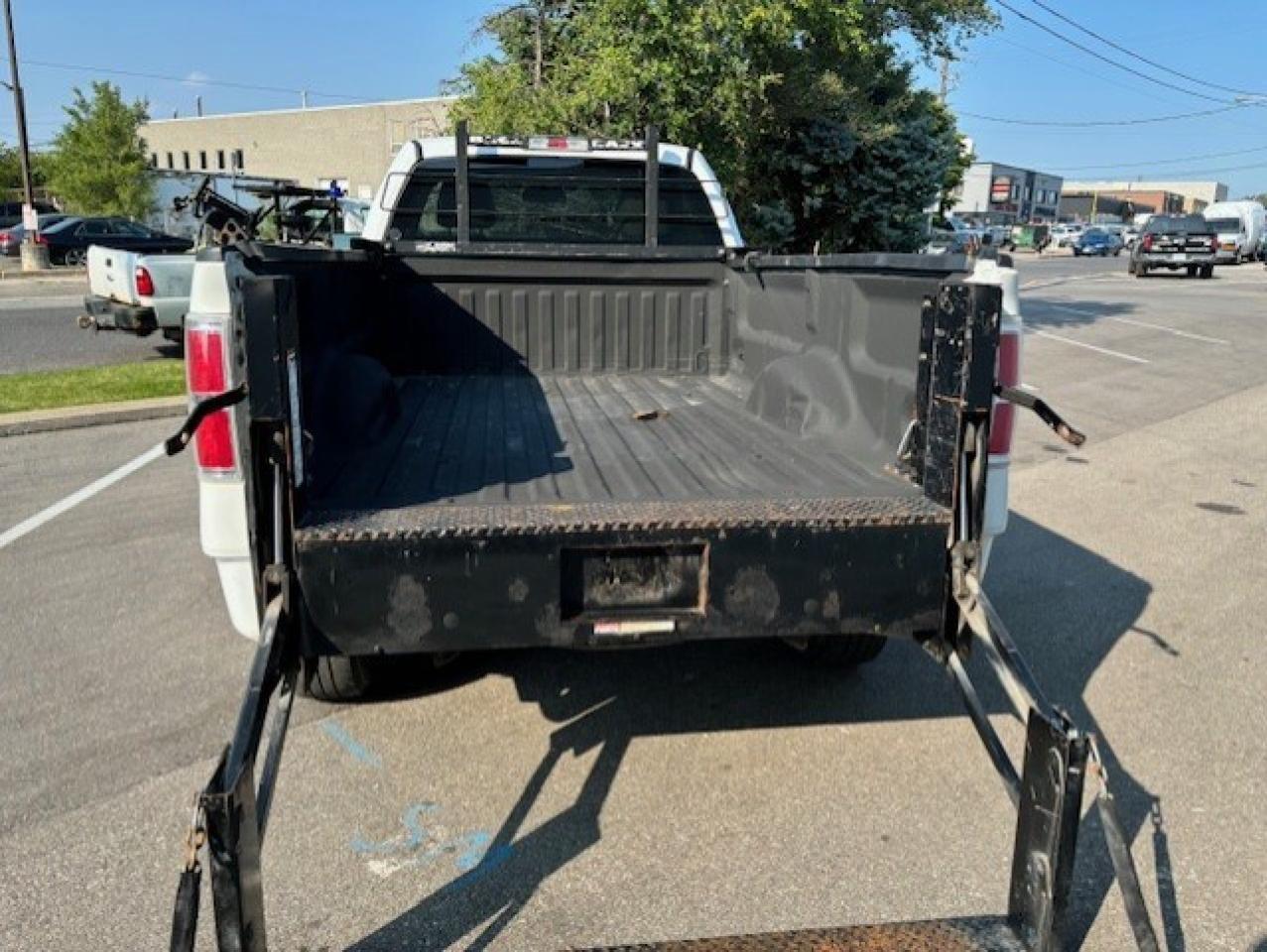 2009 Ford F-150 XLT 4WD **POWER LIFT GATE** REGULAR CAB LONG BOX! Photo