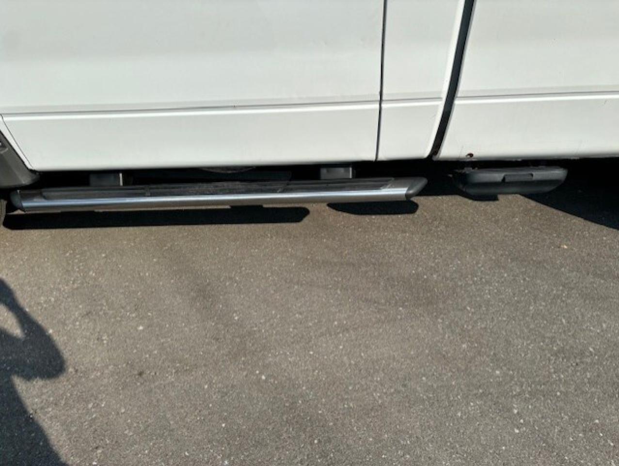 2009 Ford F-150 XLT 4WD **POWER LIFT GATE** REGULAR CAB LONG BOX! Photo