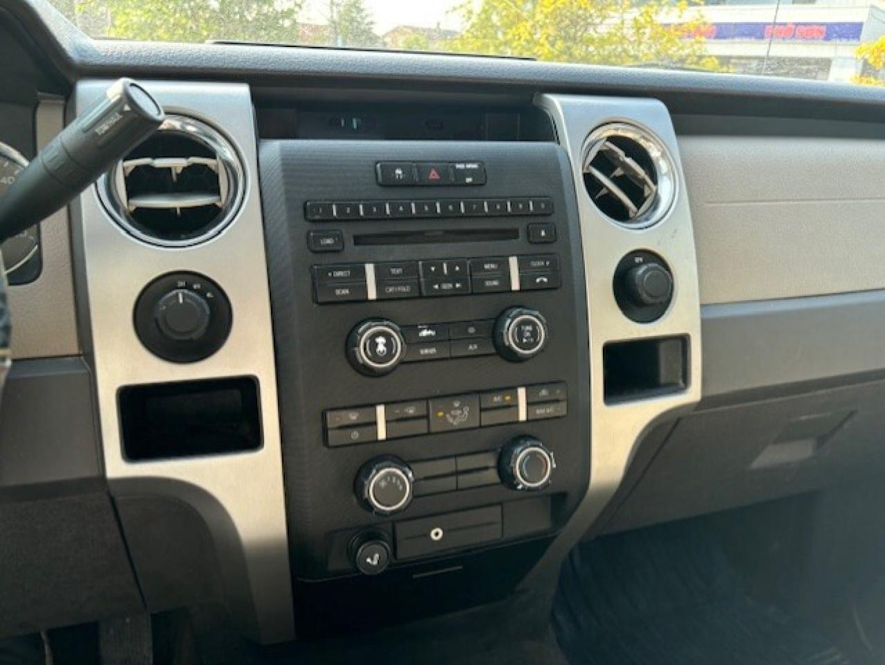 2009 Ford F-150 XLT 4WD **POWER LIFT GATE** REGULAR CAB LONG BOX! Photo