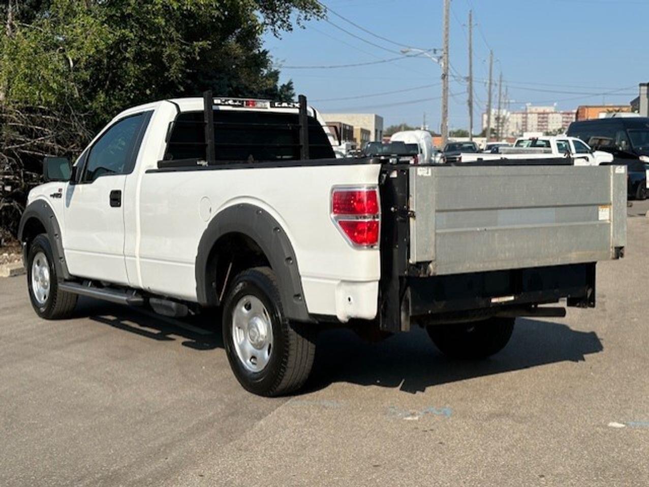 2009 Ford F-150 XLT 4WD **POWER LIFT GATE** REGULAR CAB LONG BOX! Photo3