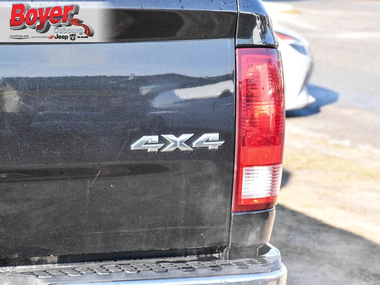 2015 RAM 1500 SLT Photo