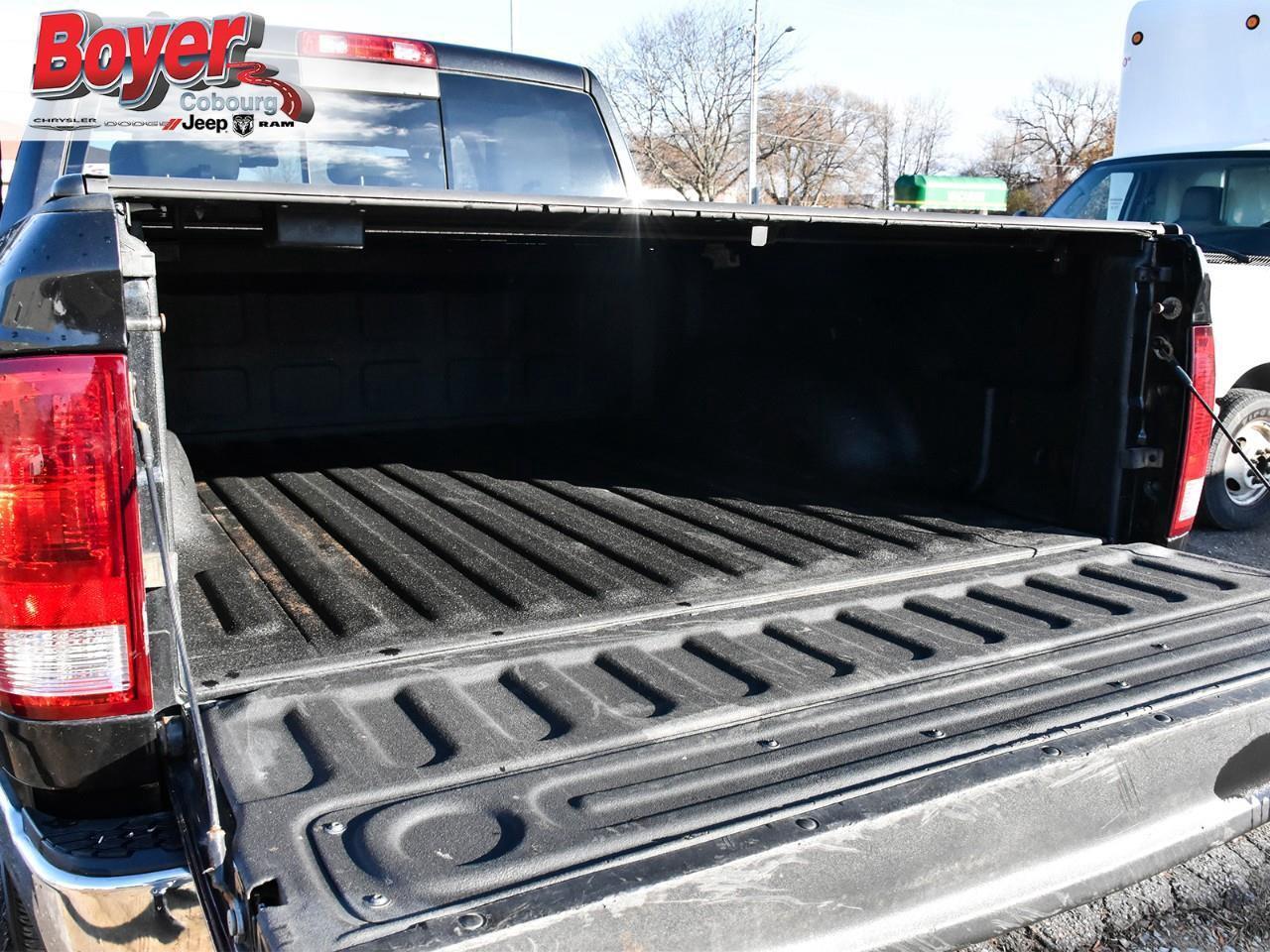 2015 RAM 1500 SLT Photo