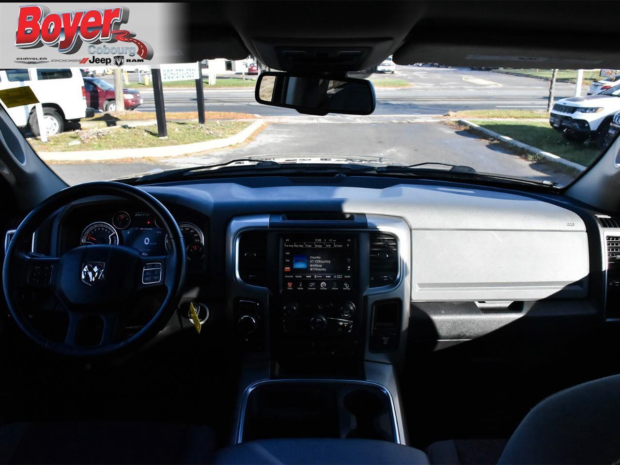 2015 RAM 1500 SLT Photo