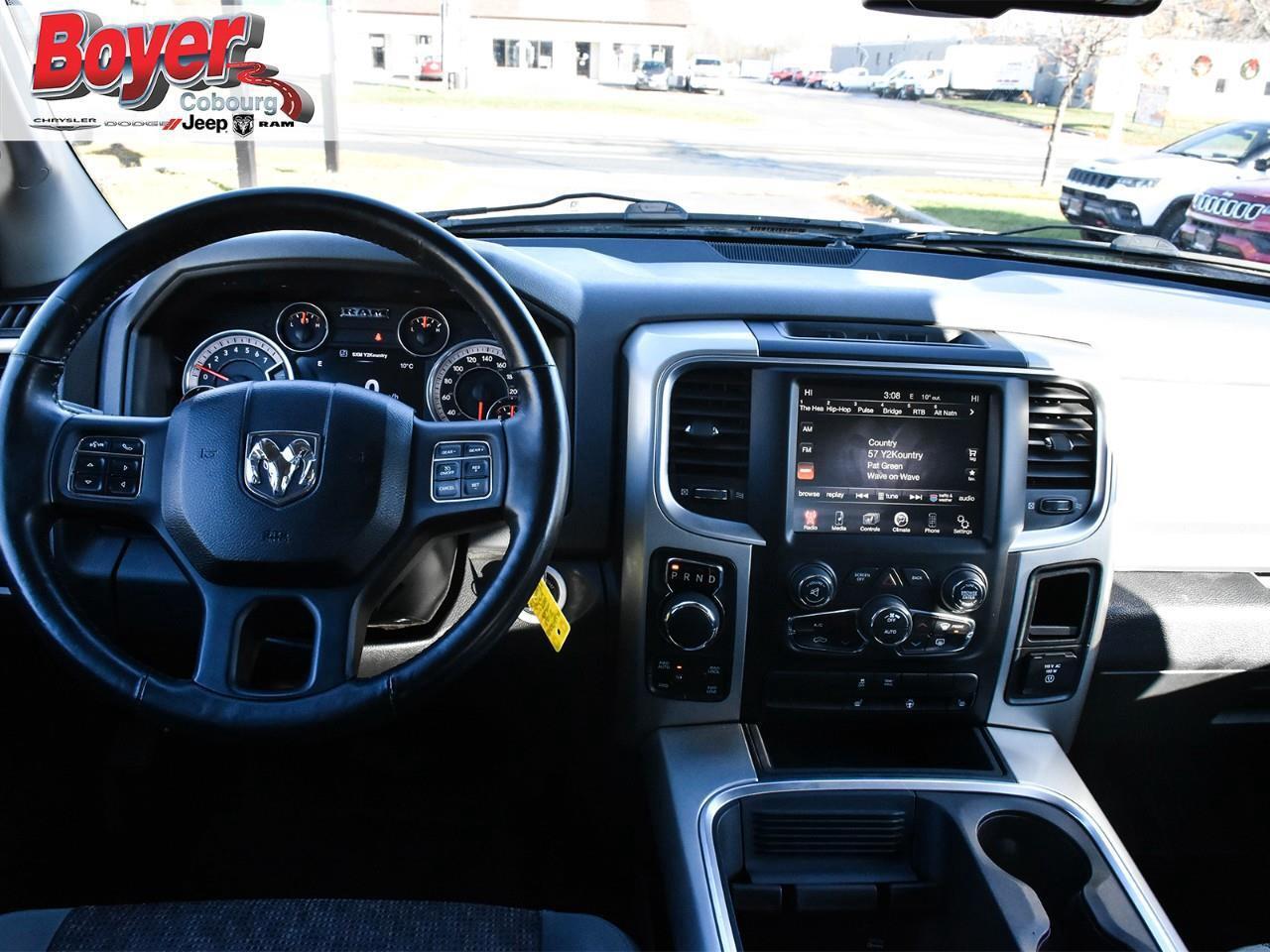 2015 RAM 1500 SLT Photo