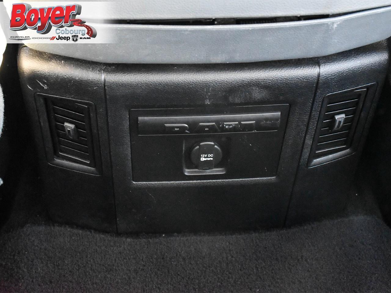 2015 RAM 1500 SLT Photo