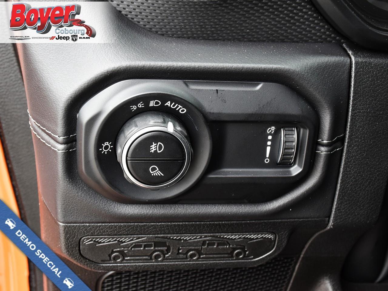 2025 Jeep Gladiator Mojave Photo