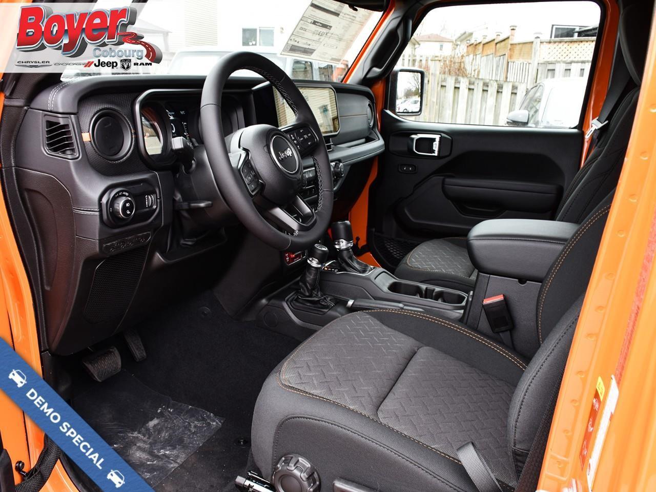 2025 Jeep Gladiator Mojave Photo